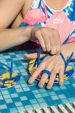 Swimming Paddles^Mad Wave Paddles Finger Fun